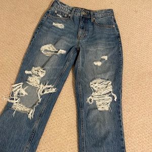 ripped high rise straight leg jeans. size 0